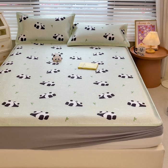 91家纺网 家纺一手货源 找家纺 布卢姆床垫2025新款A类数码印花冰藤席夏凉席--床笠款 熊猫乐乐