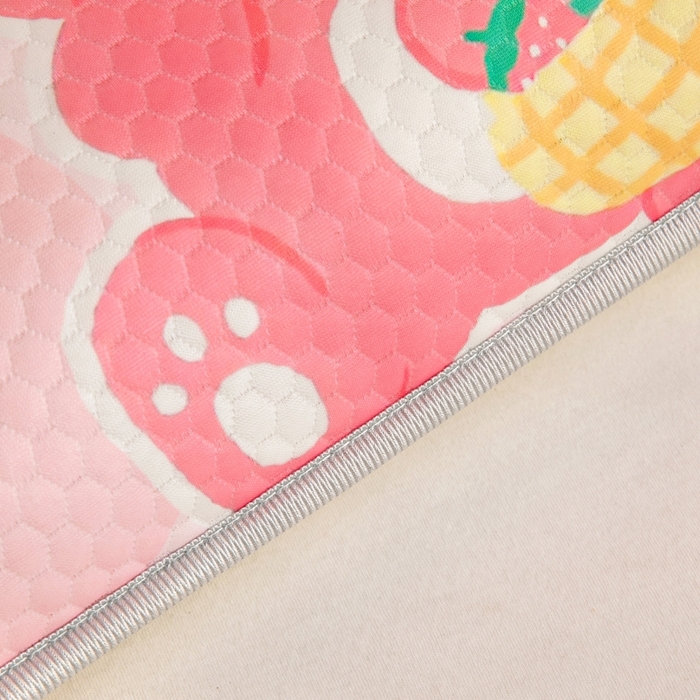 91家纺网 家纺一手货源 找家纺 富馨莱 2025新款儿童冰丝豆豆枕套 草莓小熊