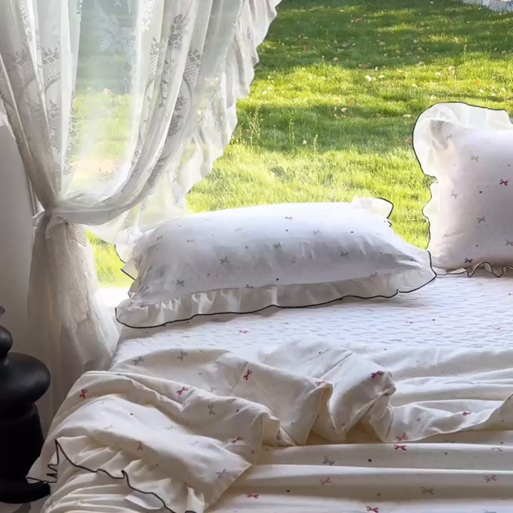 91家纺网 家纺一手货源 找家纺 韩秀 2025新款水洗棉夹棉韩版花边夏被小清新针织棉小碎花皱皱棉双层纱软糯感夏凉被空调被泡泡棉被四季跑量款 蝶梦