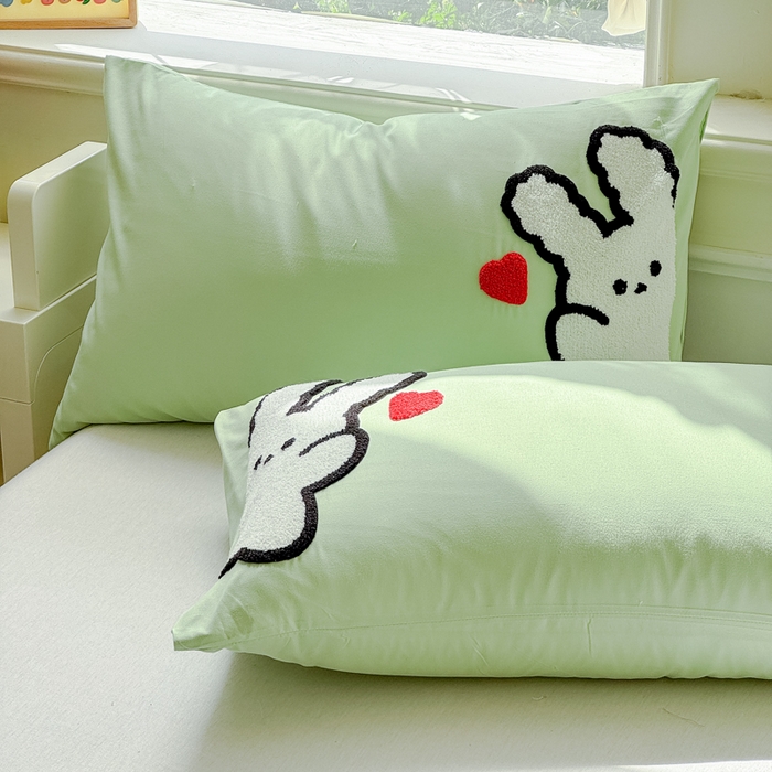 91家纺网 家纺一手货源 找家纺 2025新款水洗棉毛巾绣夏被卡通夏凉被薄被子 草绿-爱心兔