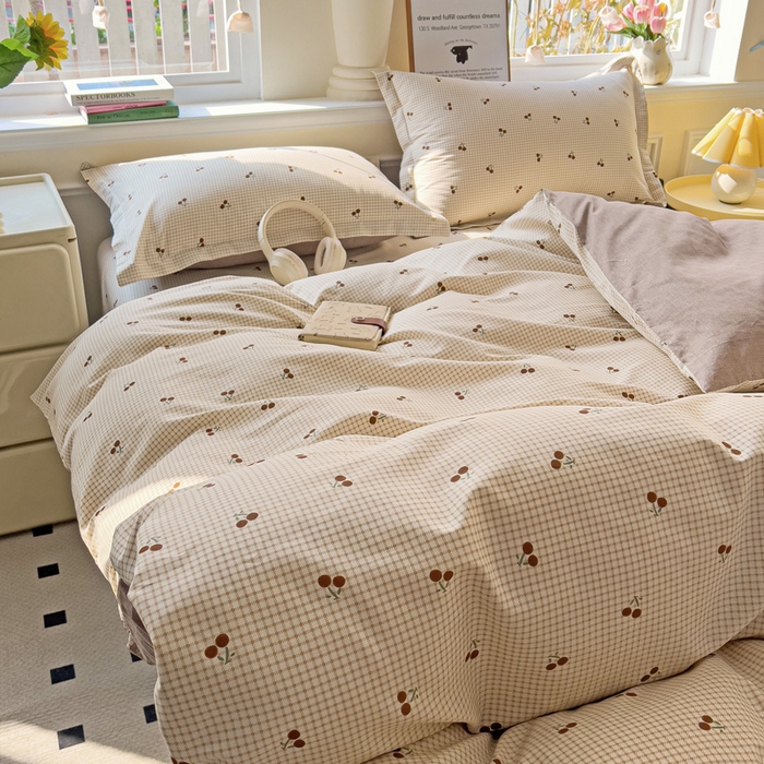 91家纺网 家纺一手货源 找家纺 依庭 2025新款全棉印花花卉款四件套单品系列-四件套 樱姿