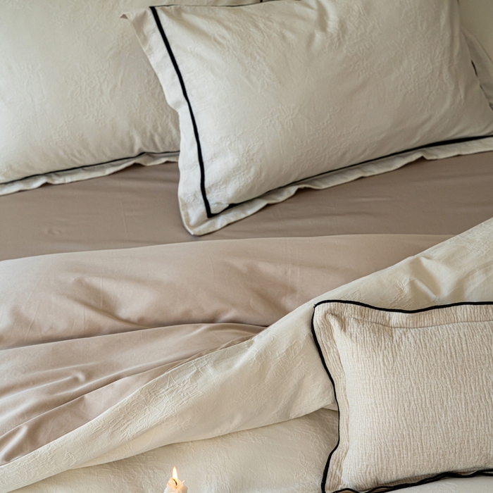 91家纺网 家纺一手货源 找家纺 （总）2025新款云感超柔60支厚织提花浮雕四件套-棉屿时光