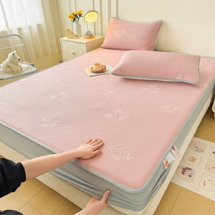 91家纺网 家纺一手货源 找家纺 恒爱   2025新款冰丝牡丹花床笠 豆沙