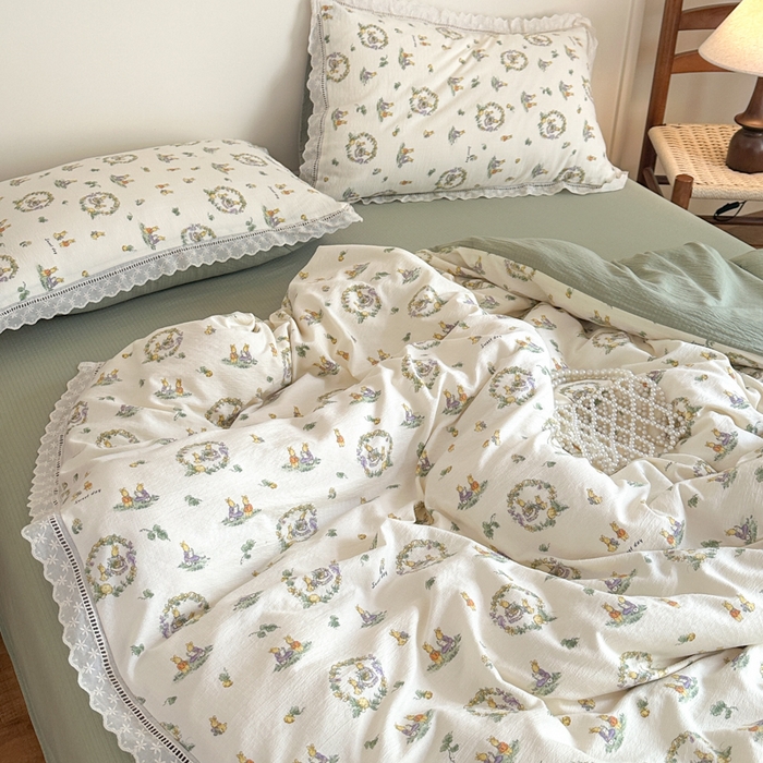 91家纺网 家纺一手货源 找家纺 一霖家纺 2025新款云感双层纱花边款四件套 森林小兔