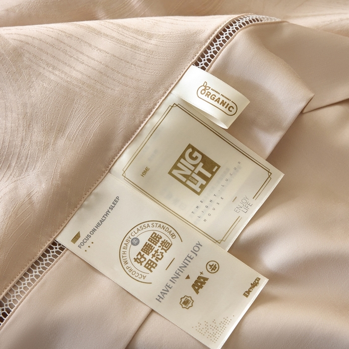 91家纺网 家纺一手货源 找家纺 黛舒家居 2025新款60S兰精天丝精美提花夏被-艾迪斯 艾迪斯-香槟