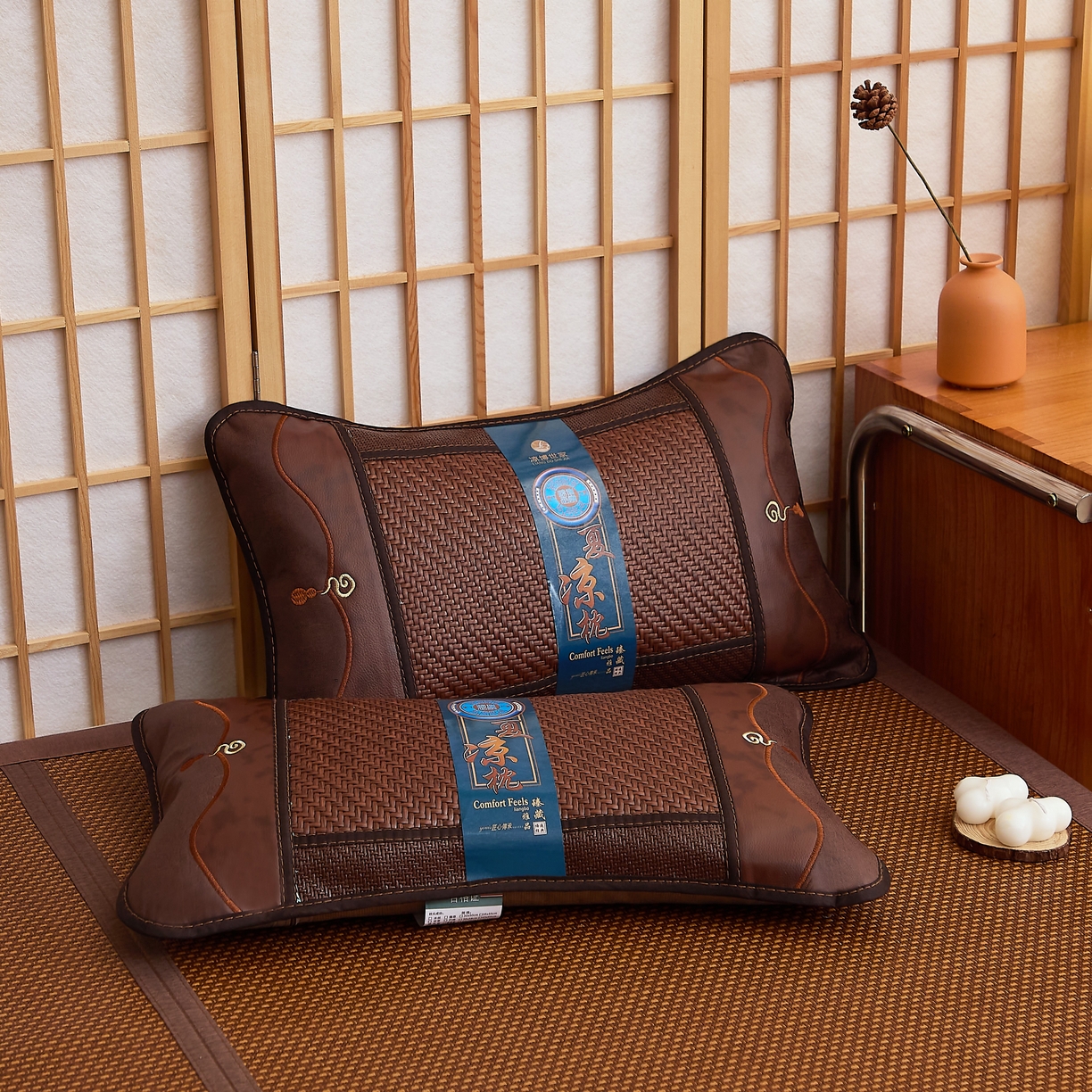 91家纺网 家纺一手货源 找家纺 （总）优波兔 2025新款夏凉枕 高端野藤葫芦丝一体式绣花圆枕（36x57）荞麦壳枕