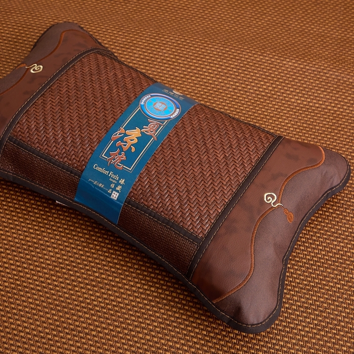 91家纺网 家纺一手货源 找家纺 （总）优波兔 2025新款夏凉枕 高端野藤葫芦丝一体式绣花圆枕（36x57）荞麦壳枕