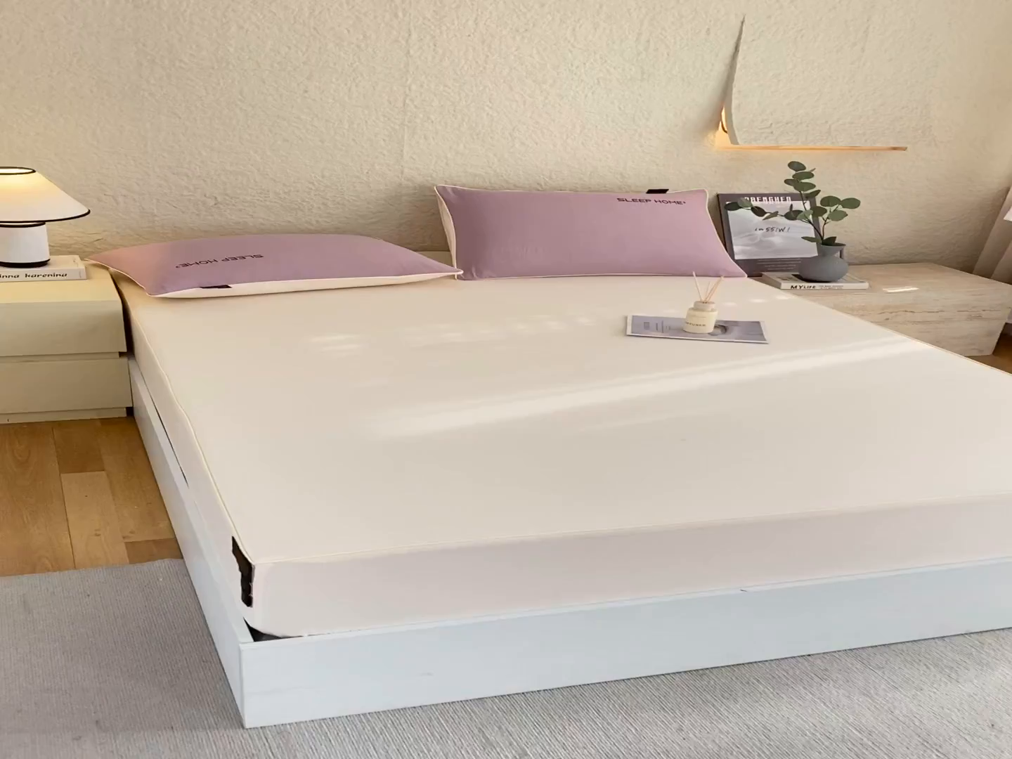 91家纺网 家纺一手货源 找家纺 恋之语 2025新款纯色亲肤舒适麻绳款床笠 米黄