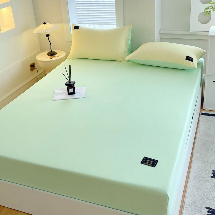 91家纺网 家纺一手货源 找家纺 恋之语 2025新款纯色亲肤舒适贴布标单床笠90克 果绿