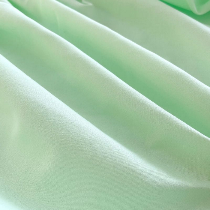 91家纺网 家纺一手货源 找家纺 恋之语 2025新款纯色亲肤舒适贴布标单床笠90克 果绿