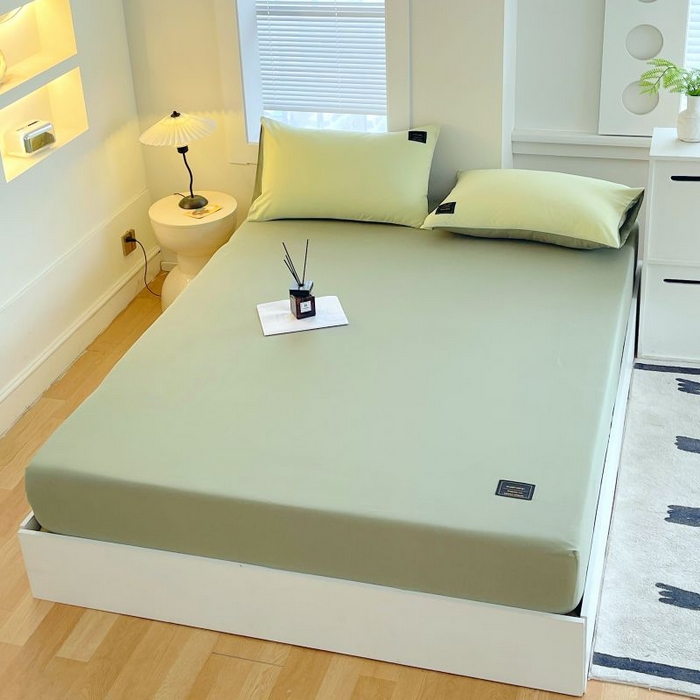 91家纺网 家纺一手货源 找家纺 恋之语 2025新款纯色亲肤舒适贴布标单床笠90克 芥末绿