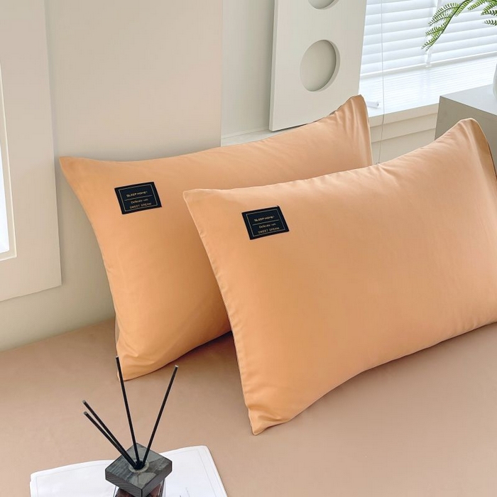 91家纺网 家纺一手货源 找家纺 恋之语 2025新款纯色亲肤舒适贴布标单床笠90克 卡其灰