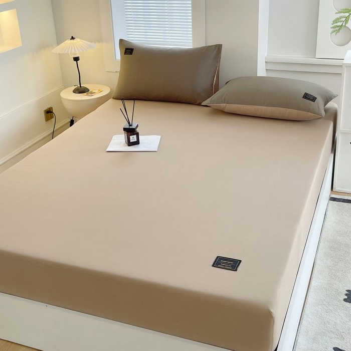 91家纺网 家纺一手货源 找家纺 恋之语 2025新款纯色亲肤舒适贴布标单床笠90克 卡其灰2