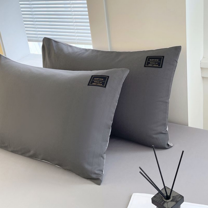 91家纺网 家纺一手货源 找家纺 恋之语 2025新款纯色亲肤舒适贴布标单床笠90克 浅灰