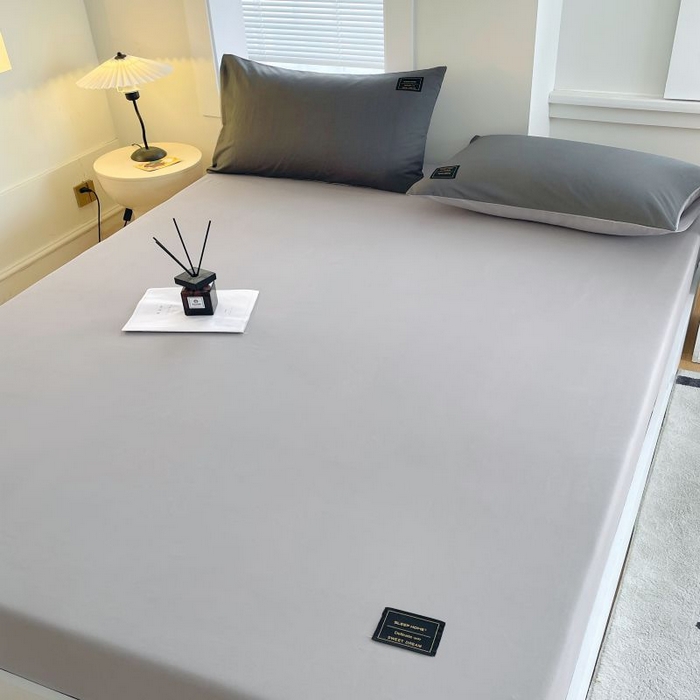 91家纺网 家纺一手货源 找家纺 恋之语 2025新款纯色亲肤舒适贴布标单床笠90克 浅灰