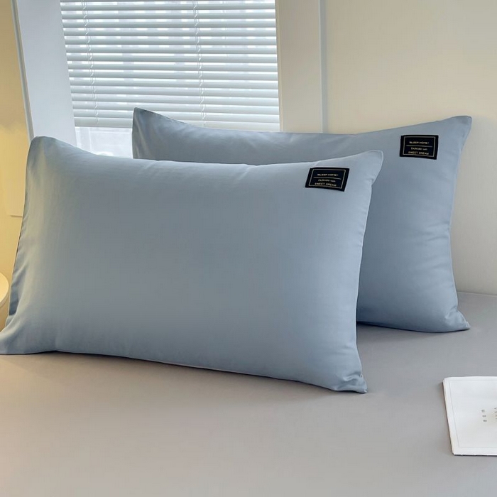 91家纺网 家纺一手货源 找家纺 恋之语 2025新款纯色亲肤舒适贴布标单床笠90克 浅灰+蓝