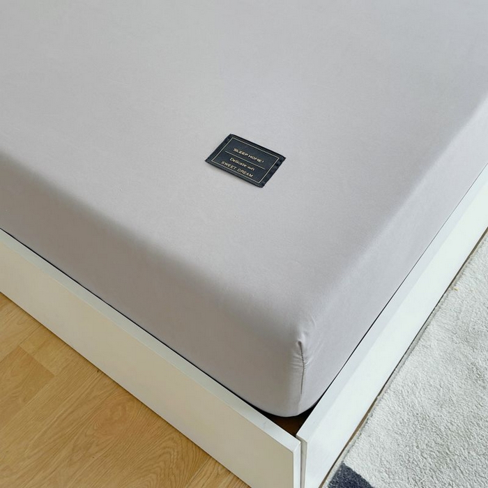 91家纺网 家纺一手货源 找家纺 恋之语 2025新款纯色亲肤舒适贴布标单床笠90克 浅灰+蓝