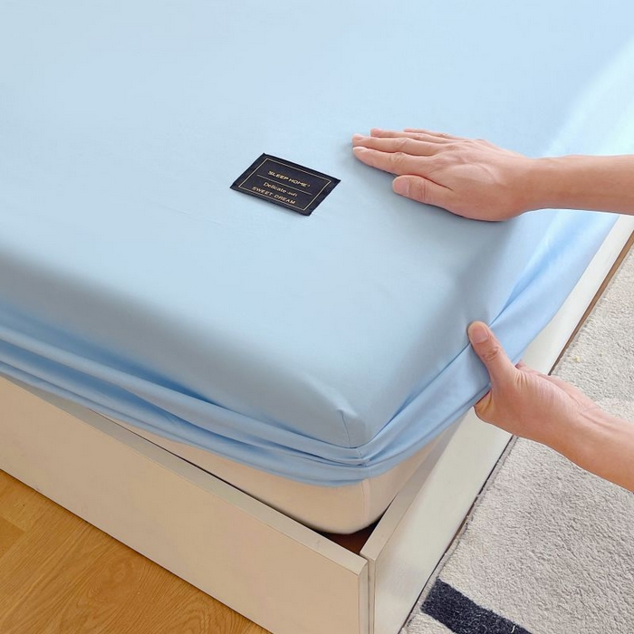 91家纺网 家纺一手货源 找家纺 恋之语 2025新款纯色亲肤舒适贴布标单床笠90克 浅蓝2