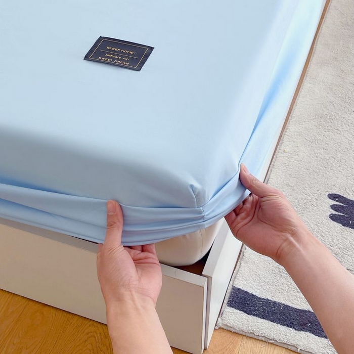 91家纺网 家纺一手货源 找家纺 恋之语 2025新款纯色亲肤舒适贴布标单床笠90克 浅蓝2