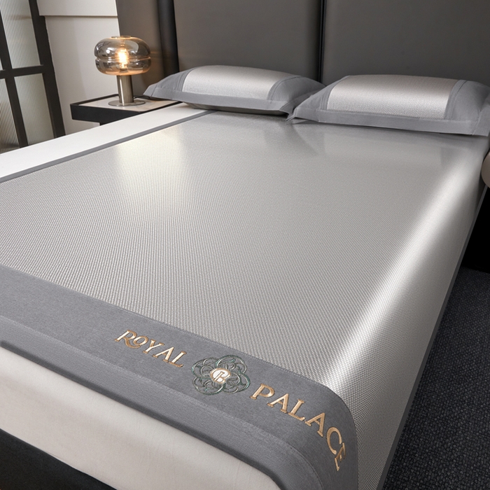 91家纺网 家纺一手货源 找家纺 全季家居 2025新款A类抗菌防螨幸运星系列冰藤席凉席席子 银灰 床席