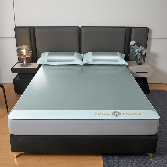 91家纺网 家纺一手货源 找家纺 全季家居 2025新款A类抗菌防螨幸运星系列冰藤席凉席席子 水绿 床笠