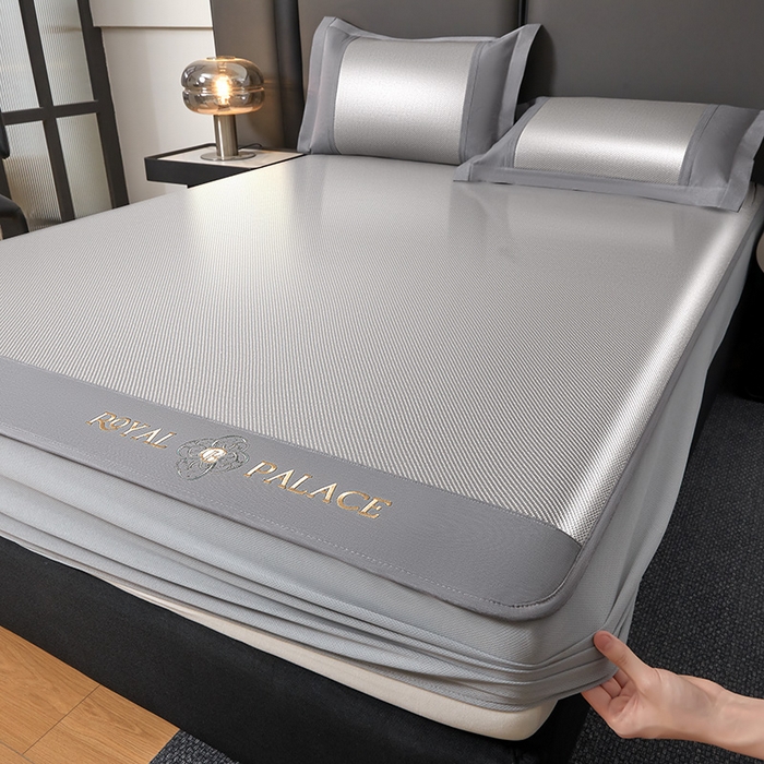 91家纺网 家纺一手货源 找家纺 全季家居 2025新款A类抗菌防螨幸运星系列冰藤席凉席席子 银灰 床笠