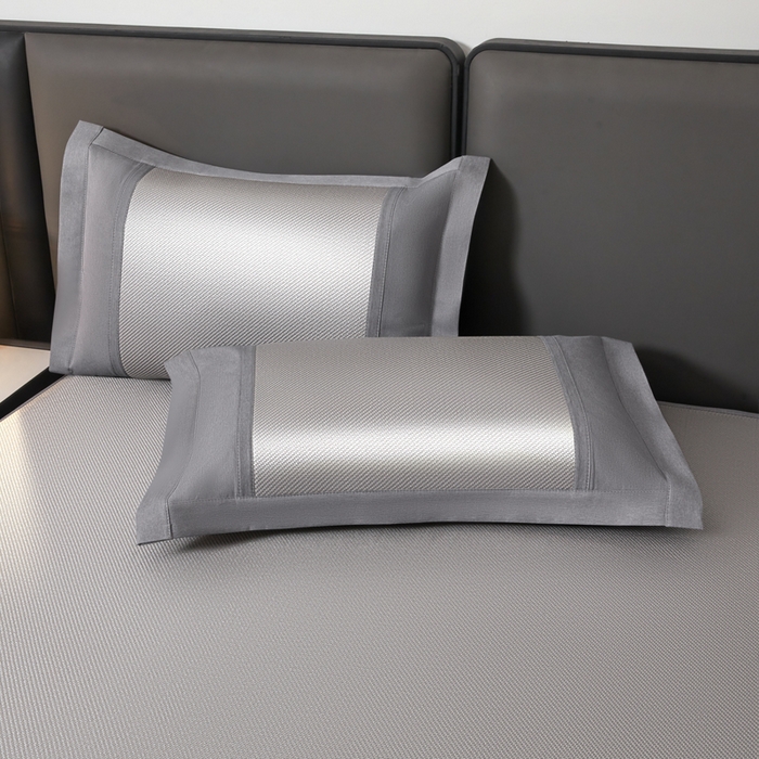 91家纺网 家纺一手货源 找家纺 全季家居 2025新款A类抗菌防螨幸运星系列冰藤席凉席席子 银灰 床笠