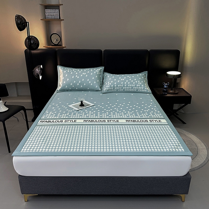 91家纺网 家纺一手货源 找家纺 全季家居 2025新款A类轻奢系列数码印花冰藤席凉席席子 千鸟格-深蓝 床席