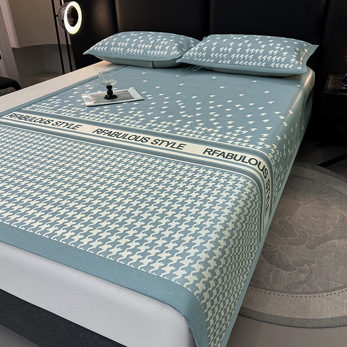 91家纺网 家纺一手货源 找家纺 全季家居 2025新款A类轻奢系列数码印花冰藤席凉席席子 千鸟格-深蓝 床席