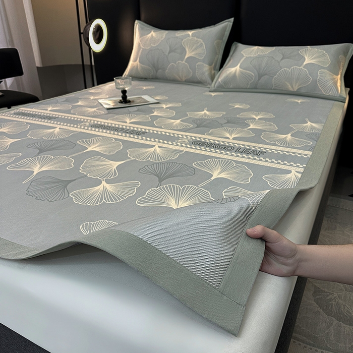 91家纺网 家纺一手货源 找家纺 全季家居 2025新款A类轻奢系列数码印花冰藤席凉席席子 杏叶语-灰金 床席