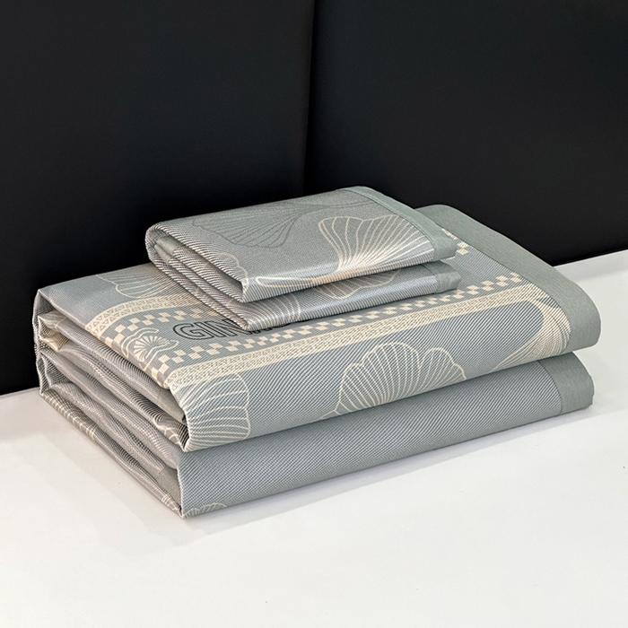 91家纺网 家纺一手货源 找家纺 全季家居 2025新款A类轻奢系列数码印花冰藤席凉席席子 杏叶语-灰金 床席