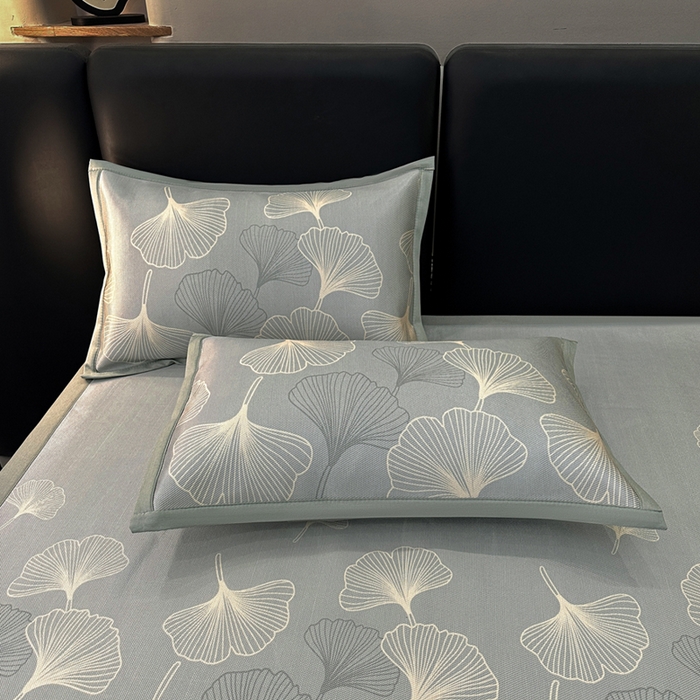 91家纺网 家纺一手货源 找家纺 全季家居 2025新款A类轻奢系列数码印花冰藤席凉席席子 杏叶语-灰金 床席