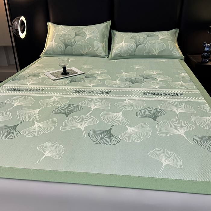 91家纺网 家纺一手货源 找家纺 全季家居 2025新款A类轻奢系列数码印花冰藤席凉席席子 杏叶语-水绿 床席