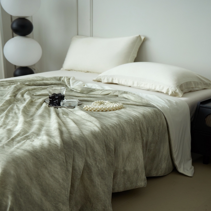 91家纺网 家纺一手货源 找家纺 佑先生 2025新款印花凉感被（锦氨） 烟雨蒙蒙-卡其