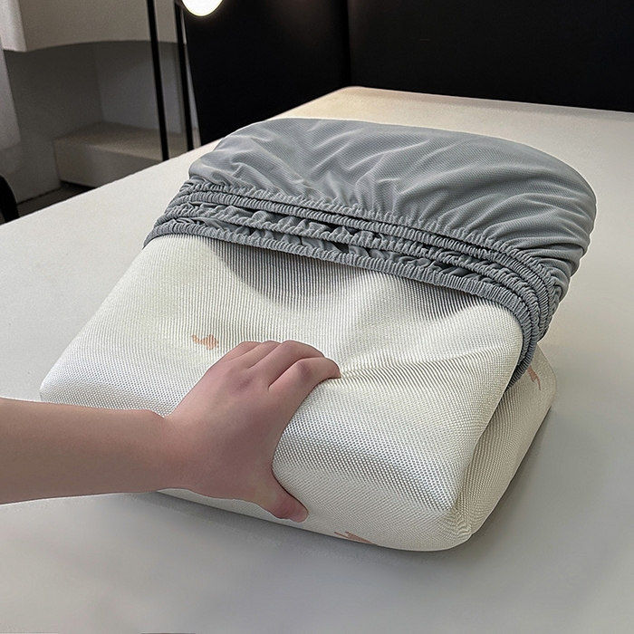 91家纺网 家纺一手货源 找家纺 全季家居 2025新款A类轻奢系列数码印花冰藤席凉席席子 千鸟格-淡粉 床笠