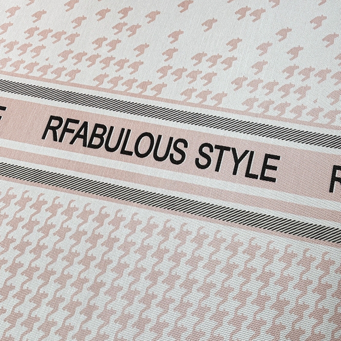 91家纺网 家纺一手货源 找家纺 全季家居 2025新款A类轻奢系列数码印花冰藤席凉席席子 千鸟格-淡粉 床笠