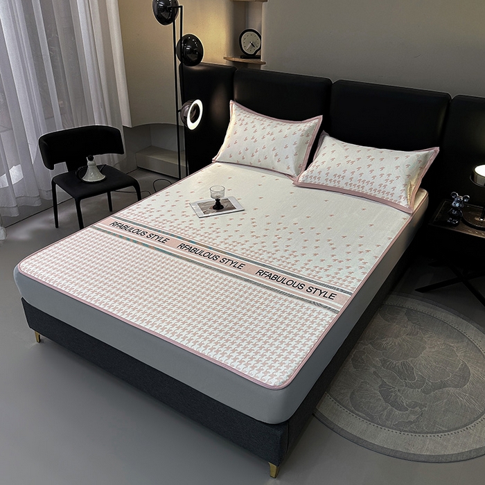 91家纺网 家纺一手货源 找家纺 全季家居 2025新款A类轻奢系列数码印花冰藤席凉席席子 千鸟格-淡粉 床笠