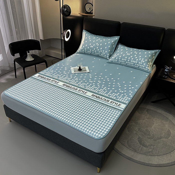 91家纺网 家纺一手货源 找家纺 全季家居 2025新款A类轻奢系列数码印花冰藤席凉席席子 千鸟格-深蓝 床笠