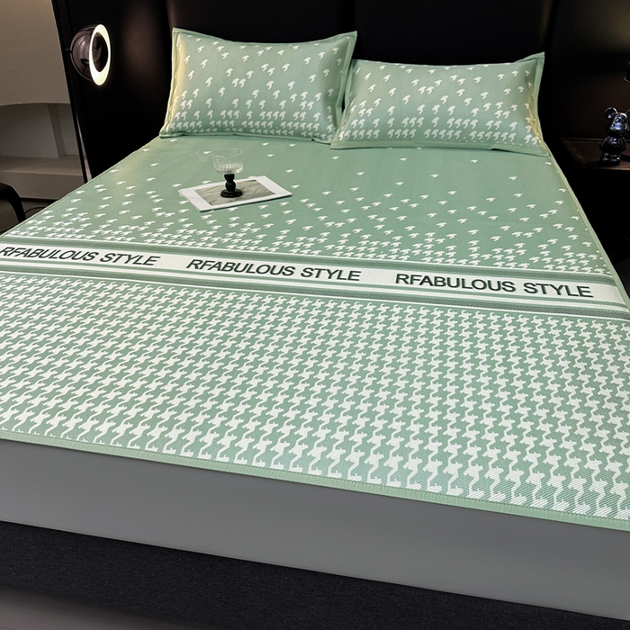 91家纺网 家纺一手货源 找家纺 全季家居 2025新款A类轻奢系列数码印花冰藤席凉席席子 千鸟格-水绿 床笠