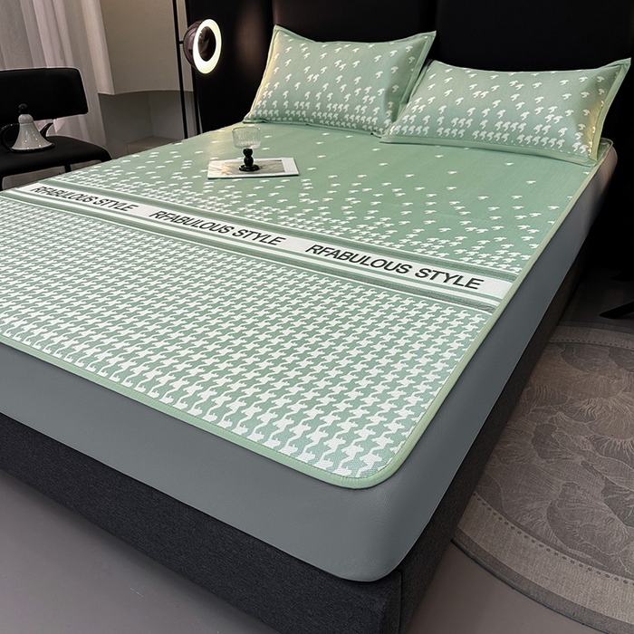 91家纺网 家纺一手货源 找家纺 全季家居 2025新款A类轻奢系列数码印花冰藤席凉席席子 千鸟格-水绿 床笠