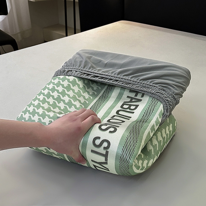 91家纺网 家纺一手货源 找家纺 全季家居 2025新款A类轻奢系列数码印花冰藤席凉席席子 千鸟格-水绿 床笠