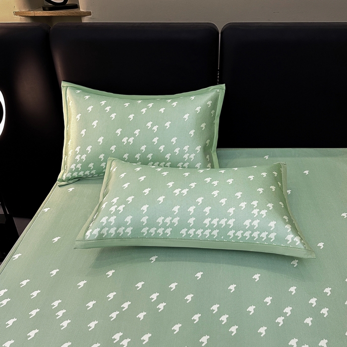 91家纺网 家纺一手货源 找家纺 全季家居 2025新款A类轻奢系列数码印花冰藤席凉席席子 千鸟格-水绿 床笠