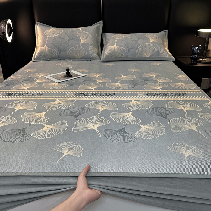 91家纺网 家纺一手货源 找家纺 全季家居 2025新款A类轻奢系列数码印花冰藤席凉席席子 杏叶语-灰金 床笠