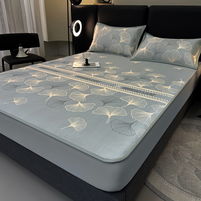 91家纺网 家纺一手货源 找家纺 全季家居 2025新款A类轻奢系列数码印花冰藤席凉席席子 杏叶语-灰金 床笠