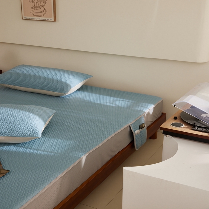 91家纺网 家纺一手货源 找家纺 （总）佑先生 2025新款A类凉感豆豆席床笠三件套