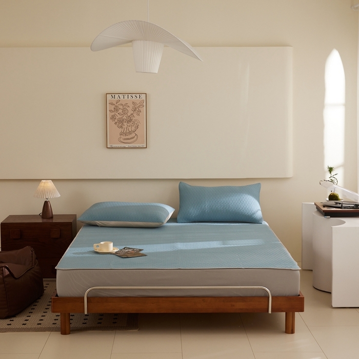 91家纺网 家纺一手货源 找家纺 （总）佑先生 2025新款A类凉感豆豆席床笠三件套