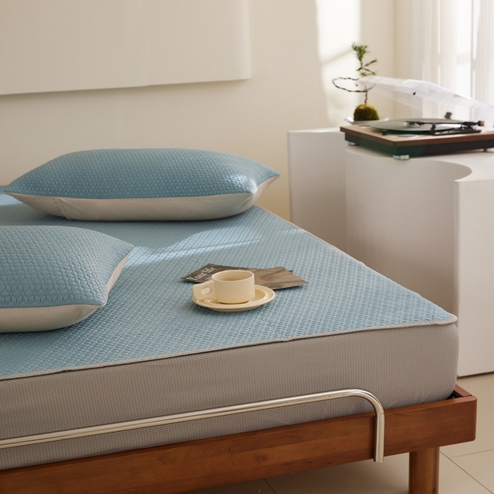 91家纺网 家纺一手货源 找家纺 （总）佑先生 2025新款A类凉感豆豆席床笠三件套