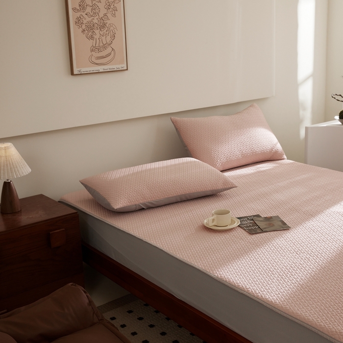 91家纺网 家纺一手货源 找家纺 佑先生 2025新款A类凉感豆豆席床笠三件套 凉感豆豆席-粉