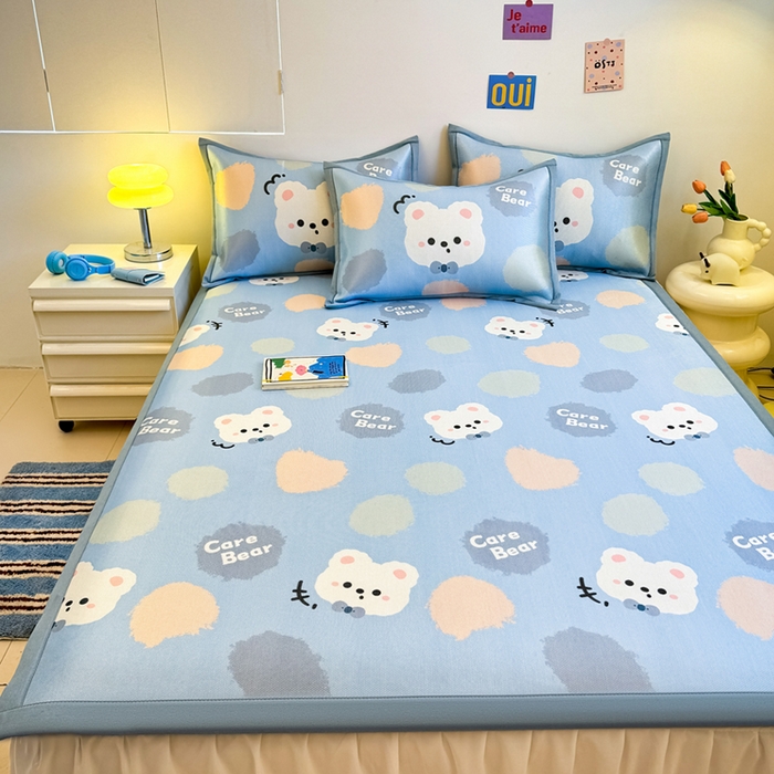 91家纺网 家纺一手货源 找家纺 全季家居 2025新款A类小清新数码印花冰藤席凉席席子 甜趣熊 床席