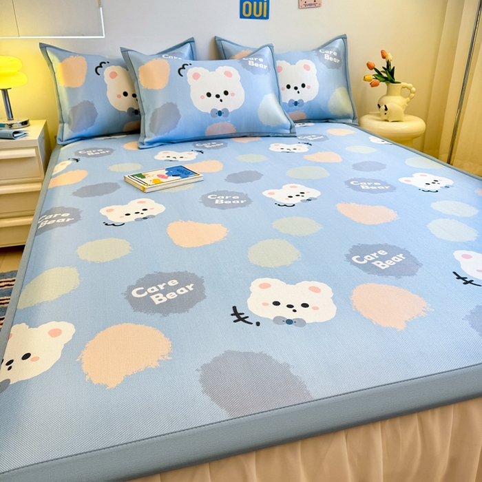 91家纺网 家纺一手货源 找家纺 全季家居 2025新款A类小清新数码印花冰藤席凉席席子 甜趣熊 床席